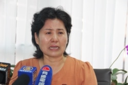 2019年6月30日 维权律师高智晟的妻子耿和在香港举行记者会(美国之音申华拍摄)