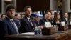 Pimpinan platform media sosial, dari kiri, CEO Discord Jason Citron, CEO Snap Evan Spiegel, CEO TikTok Shou Zi Chew, CEO X Linda Yaccarino, dan CEO Meta Mark Zuckerberg, dalam sidang Komite Kehakiman Senat AS di Capitol Hill, Washington, Rabu, 31 Januari 2024. (AP/Susan Walsh)