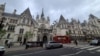 英国伦敦，负责审理引渡上诉和人权的英国皇家法院 (美国之音/李伯安)