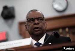 美国国防部长劳埃德·奥斯汀(Lloyd Austin)在国会听证会上讲话。(2023年3月23日)