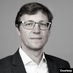 比利时布鲁盖尔智库资深研究员乔治·扎克曼（Georg Zachmann）