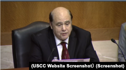 美中经济与安全审查委员会委员、听证会共同主持人巴博·博罗霍夫(Bob Borochoff)(Video Grab)