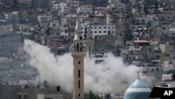 以色列军队对西岸占领区的激进分子据点发动攻击。(2023年7月3日)