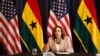 Wakil Presiden AS Kamala Harris menggelar diskusi dengan sejumlah pebisnis perempuan membicarakan pemberdayaan ekonomi dan kepemimpinan, di Accra, Ghana, pada 29 Maret 2023. (Foto: AP/Misper Apawu)