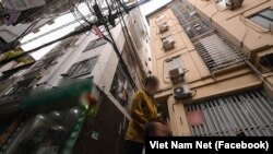 Ảnh tư liệu _ Hình ảnh những toà nhà tư nhân cao tầng có thể được biến thành những chung cư mini hoặc nhà cao tầng cho thuê với hàng chục, thậm chí hàng trăm người sinh sống bên trong.