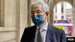 香港民主党创党主席李柱铭2月23日就8-18流水式集会案终极上诉,到终审法院出庭应讯 (美国之音/汤惠芸)