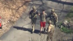 ကန် ထိပ်တန်းလျှို့ဝှက် စာရွက်စာတမ်းပေါက်ကြားမှု သံသယရှိသူကို ဖမ်းဆီး ကန် ထိပ်တန်းလျှို့ဝှက် စာရွက်စာတမ်းပေါက်ကြားမှု သံသယရှိသူကို ဖမ်းဆီး