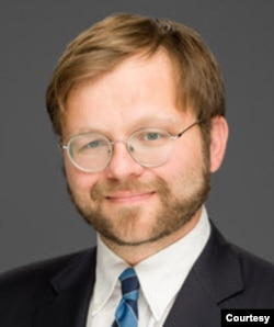 约翰·欧德纳伦(John Oudenaren)博士,《中国简报》主编,詹姆斯敦基金会中国项目经理。