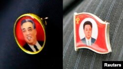 김일성 주석과 김정일 국방위원장의 초상휘장 각각.