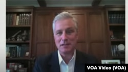 2023年4月12日,前美国国家安全顾问奥布莱恩(Robert O’Brien)参加Semafor主办的2023世界经济峰会,就美中关系发表看法。(视频截图)