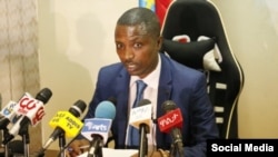 ሚኒስተር ሰላም ኢትዮጵያ ዝነበሩ ኣቶ ታየ ደንዳኣ - ፋይል