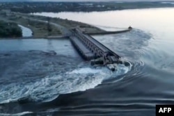 被炸毁的乌克兰松卡霍夫卡大坝。(2023年6月6日)