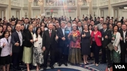 驻美国台北经济文化代表处(TECRO )为前来参加“选择美国投资峰会”的台湾代表团举行盛大欢迎酒会。(2024年6月23日,美国之音记者李逸华拍摄)