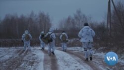 VOA英语视频:一年之后,乌克兰仍在抵抗俄罗斯,并向北约和欧盟迈近 VOA英语视频:一年之后,乌克兰仍在抵抗俄罗斯,并向北约和欧盟迈近