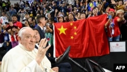 教宗方济各访问蒙古期间受到中国天主教信徒的欢迎。(2023年9月3日)