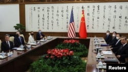 美国国务卿布林肯与中共中央政治局委员王毅在北京举行会谈。(2023年6月19日)