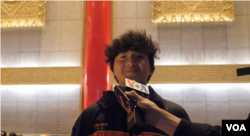 16岁的王李翃豪认为与其延长役期,还不如精进训练内容。