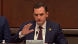 2024年3月7日,美国国会众议院美国与中共战略竞争特设委员会共和党籍主席迈克·加拉格尔(Mike Gallagher)在该委员会举行的 “日益增长的风险:生物经济和美国国家安全” 听证会上指出,流向中国生物技术或基因科学公司的纳税人资金将用于增强中共和解放的实力。 (视频截图)