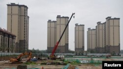 资料照:碧桂园在天津开发的一处住宅区建筑工地。(2023年8月18日)