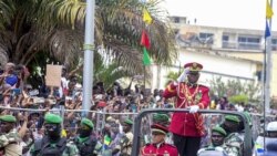 Emissão Vespertina: Junta militar do Gabão nomeia antigo primeiro-ministro civil para chefiar o governo Emissão Vespertina: Junta militar do Gabão nomeia antigo primeiro-ministro civil para chefiar o governo