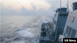 美国海军发布“米利厄斯”号导弹驱逐舰(USS Milius)2023年4月10日进入了南中国海的米斯奇夫礁( Mischief Reef 中国称美济礁)12海里以内航行的照片。