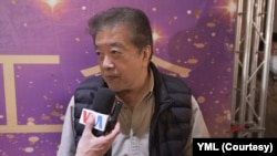 台湾资深演员林在培曾于台剧《国际桥牌社》,饰演以国民党军系大老郝柏村为原型的角色,他说两岸目前情势比郝柏村年代更为严峻(美国之音特约记者谭旭东拍摄)。