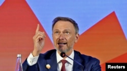 资料照片:德国财政部长克里斯蒂安·林德纳.