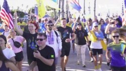 У Лос-Анджелесі відбувся забіг, присвячений святкуванню Дня Прапора та Дня Незалежності України. Відео У Лос-Анджелесі відбувся забіг, присвячений святкуванню Дня Прапора та Дня Незалежності України. Відео