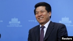 资料照片:中国赴乌克兰特使李辉。(2015年6月29日在莫斯科,时任中国驻俄罗斯大使)