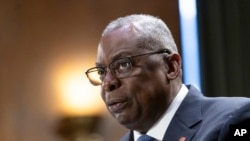 资料照片:国防部长奥斯汀在参议院拨款委员会作证。(2023年10月31日)