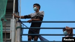 Penjaga Pantai Malaysia mengumumkan pada Jumat (3/1) bahwa pihaknya meningkatkan patroli di perairan negara untuk mencari kapal yang membawa migran Myanmar tanpa dokumen. (Foto: Ilustrasi/Reuters)