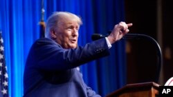 Mantan Presiden Donald Trump pada Konvensi Partai Republik di Greensboro, North Carolina, Sabtu, 10 Juni 2023. (AP Photo/Chuck Burton)