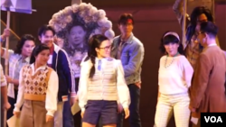 2023年10月4日,《天安门》音乐剧在美国亚利桑那州凤凰城的凤凰剧院开幕上演。(照片来自剧场视频)