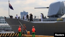 资料照:新西兰皇家海军HMNZS Te Kaha (F77) 护卫舰抵达菲律宾马尼拉南港访问。(2017年4月4日)