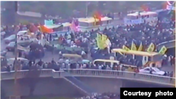 1989年天安门民主运动期间,前美国之音驻北京分社社长裴新从建国门外交人员公寓的窗口拍摄到的画面。 (照片提供:裴新)