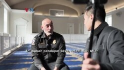 Vlogger on The Road: Sherif Amerika Rajin Ibadah di Masjid Indonesia Vlogger on The Road: Sherif Amerika Rajin Ibadah di Masjid Indonesia