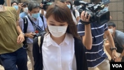 资料照:2023年12月4日,前香港众志副秘书长周庭接受日本传媒访问表示,已决定不会返回香港就国安法案件向警方报到,”也决定了大概这辈子也回不去了”。(美国之音汤惠芸)