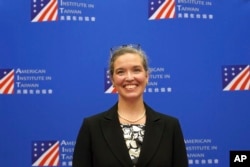 资料照:美国在台协会(AIT)驻台北办事处处长孙晓雅(Sandra Oudkirk)在台北的一个记者会上。(2021年10月29日)