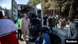 伊朗革命卫队精锐圣城旅前指挥官卡西姆·苏莱曼尼（Qassem Soleimani）墓地1月3日举行的周年纪念活动上发生炸弹爆炸，100多人死亡。