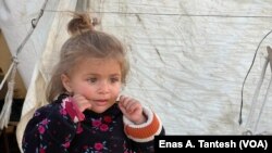 资料照片:2024年3月3日。医生们说,加沙拉法大多数儿童的身体和心理都受到战争的伤害,所有人都缺乏营养。(美国之音照片)