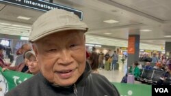 前华府台湾同乡会会长许福连接受美国之音采访。(2023年12月11日)