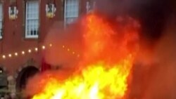 Muslim Inggris Khawatir Usai Rusuh dan Kekerasan Sayap Kanan Merebak Muslim Inggris Khawatir Usai Rusuh dan Kekerasan Sayap Kanan Merebak