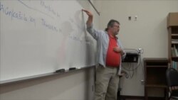 美国原住民努力保护部落语言 美国原住民努力保护部落语言