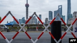 资料照:从上海外滩遥望陆家嘴。