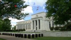 Kenaikan Suku Bunga Sebagai Instrumen 'Mengerem' Inflasi Kenaikan Suku Bunga Sebagai Instrumen 'Mengerem' Inflasi