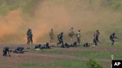 2022年8月12日美国和印尼在苏门答腊岛和加里曼丹岛举行代号“超级加鲁达盾牌”,也称“超级神鹰之盾”(Super Garuda Shield)的年度联合军事演习