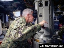 美国印太司令部太平洋舰队第七舰队司令卡尔∙托马斯（Karl Thomas）