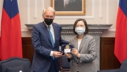 白宫要义: 马基参议员率团访台，白宫: 符合一中政策