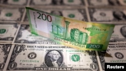 俄罗斯卢布在国际社会制裁俄军入侵乌克兰后大幅贬值。