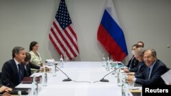 美国国务卿布林肯与俄罗斯外长拉夫罗夫在雷克雅未克举行双边会谈。(2019年5月19日)